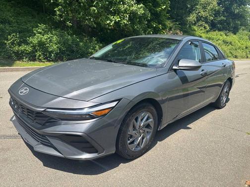 Gray 2024 Hyundai ELANTRA SEL