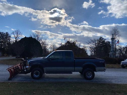 2004 Ford F-350 XLT SuperCab