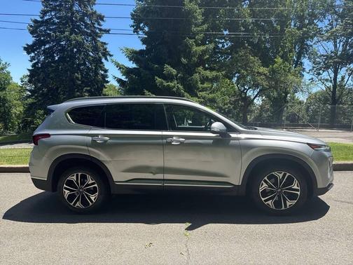 Gray 2020 Hyundai SANTA FE SEL 2.4