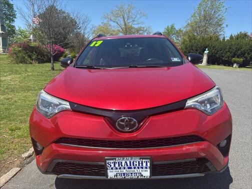2017 Toyota RAV4 SE