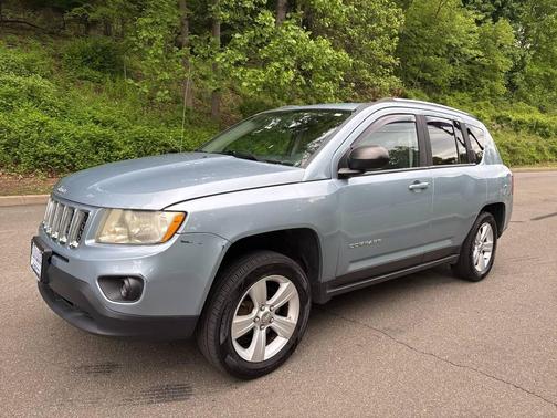 Gray 2013 Jeep Compass Latitude