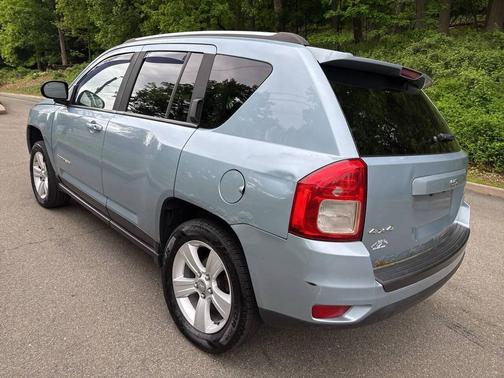 Gray 2013 Jeep Compass Latitude