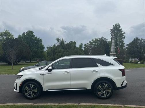 2022 Kia Sorento Plug-In Hybrid SX