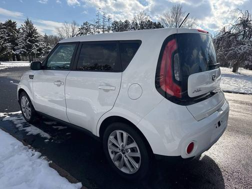 2019 Kia Soul +