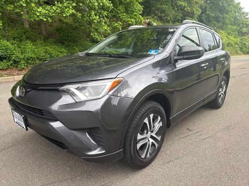 Gray 2018 Toyota RAV4 LE