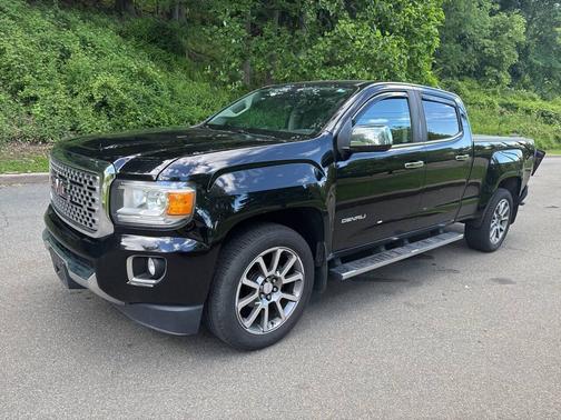 Onyx Black 2018 GMC Canyon Denali