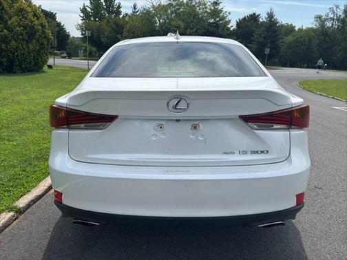 2017 Lexus IS 300 Base
