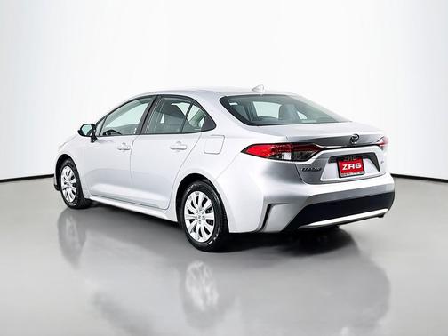 Classic Silver Metallic 2020 Toyota Corolla LE