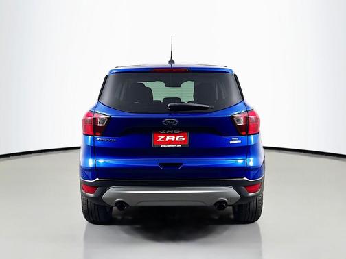 Lightning Blue 2019 Ford Escape SE