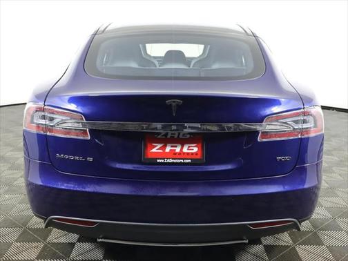2015 Tesla Model S 70D