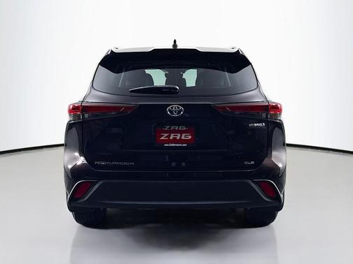 2020 Toyota Highlander Hybrid XLE