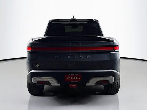 2022 Rivian R1T Adventure