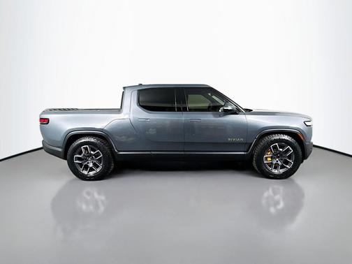 2022 Rivian R1T Adventure