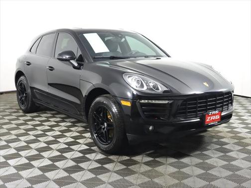 2017 Porsche Macan Base