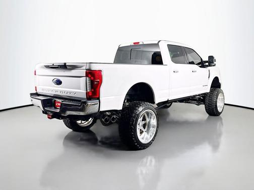 2017 Ford F-350 Lariat