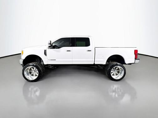 2017 Ford F-350 Lariat