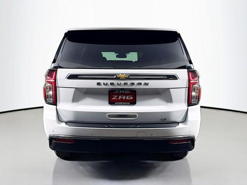 White 2024 Chevrolet Suburban LT