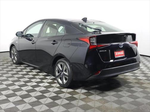 2021 Toyota Prius XLE