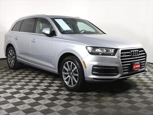 2019 Audi Q7 55 Premium Plus