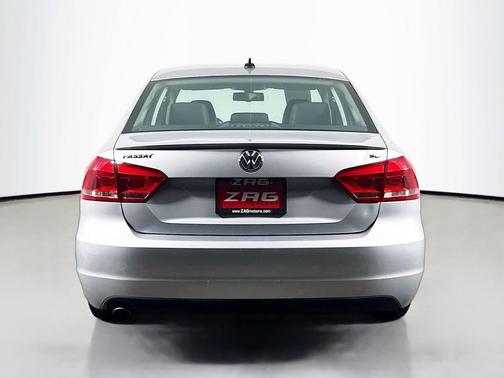 2012 Volkswagen Passat 2.5 SE