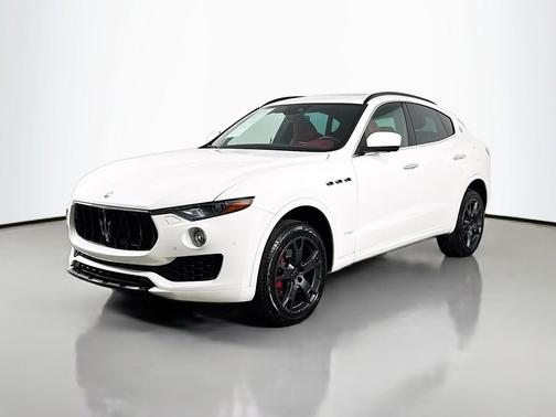 Bianco 2018 Maserati Levante S GranSport