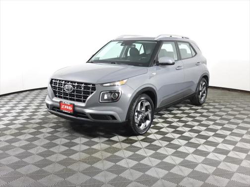 2022 Hyundai VENUE SEL