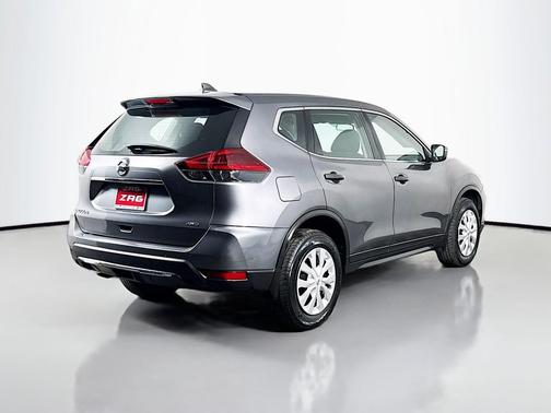 Gun Metallic 2019 Nissan Rogue