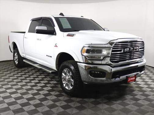 2020 RAM 2500 Laramie Crew Cab 4X4 6'4' Box