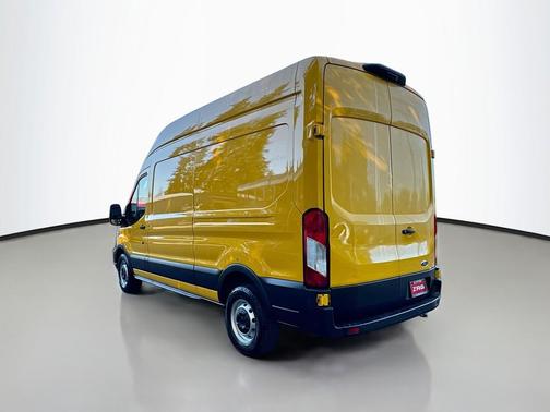 2021 Ford Transit-250 Base