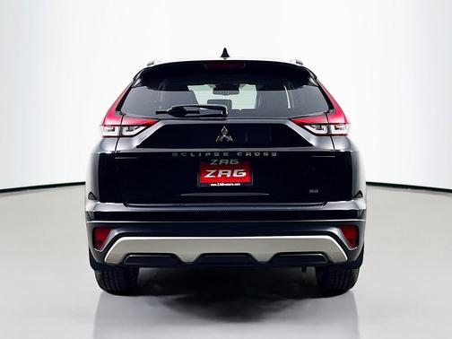 Octane Blue Metallic 2022 Mitsubishi Eclipse Cross SE