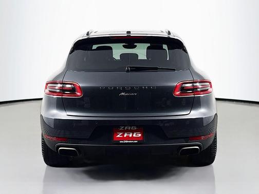 2017 Porsche Macan Base