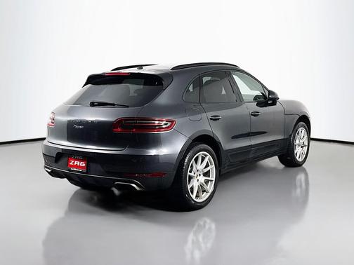 2017 Porsche Macan Base