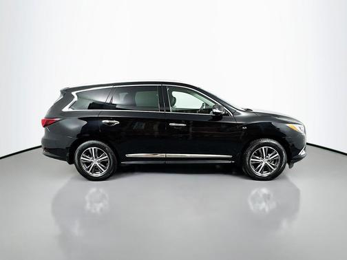 Black 2019 INFINITI QX60 Luxe