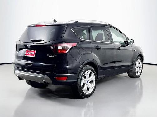 Agate Black Metallic 2019 Ford Escape Titanium