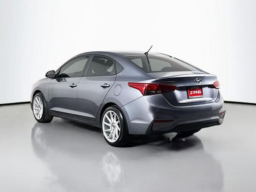 2019 Hyundai Accent SE