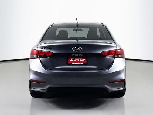 2019 Hyundai Accent SE