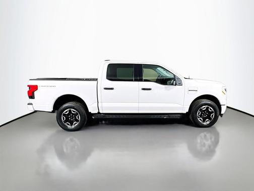 2023 Ford F-150 Lightning XLT