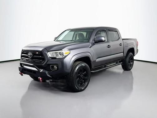 2017 Toyota Tacoma SR