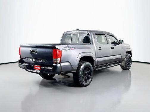 2017 Toyota Tacoma SR