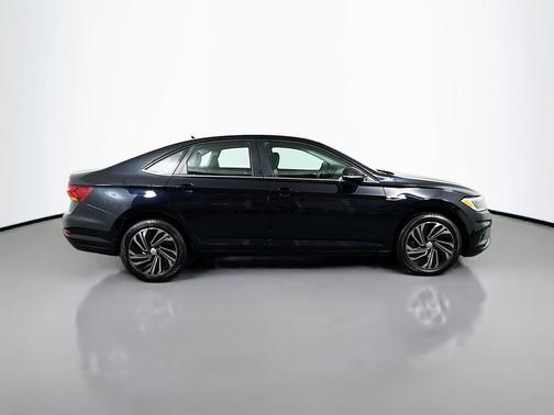 2019 Volkswagen Jetta 1.4T SEL Premium