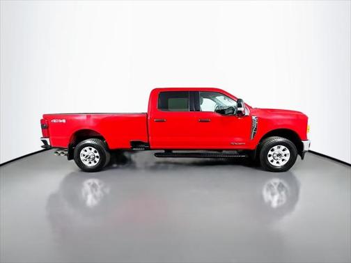 2023 Ford F-350 XLT