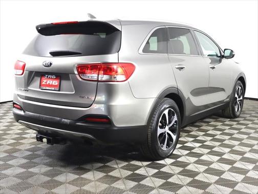 2017 Kia Sorento EX