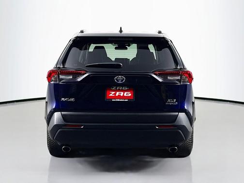 2021 Toyota RAV4 Hybrid XLE Premium