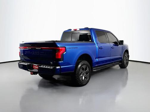 2022 Ford F-150 Lightning LARIAT