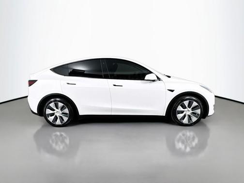 Pearl White Multi-Coat 2021 Tesla Model Y Long Range Dual Motor All-Wheel Drive