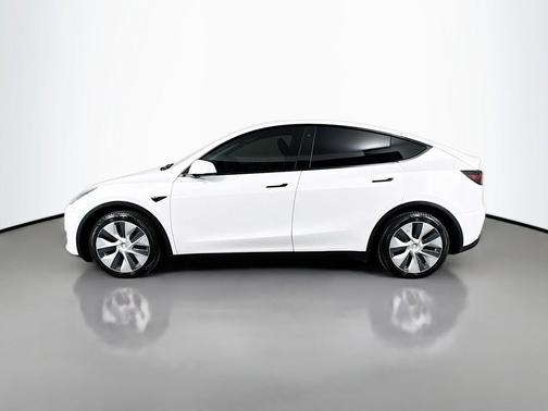 Pearl White Multi-Coat 2021 Tesla Model Y Long Range Dual Motor All-Wheel Drive