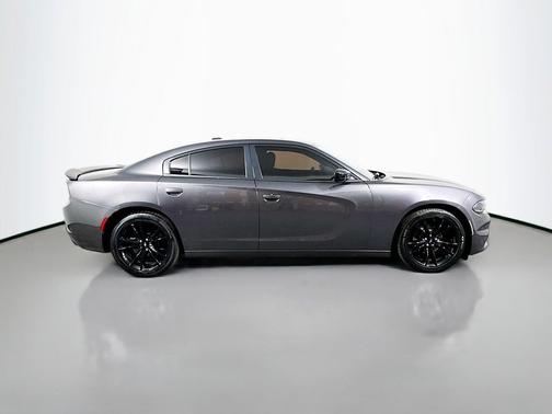 2018 Dodge Charger SXT Plus