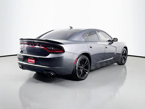 2018 Dodge Charger SXT Plus