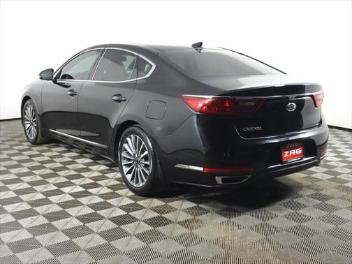 2018 Kia Cadenza Premium
