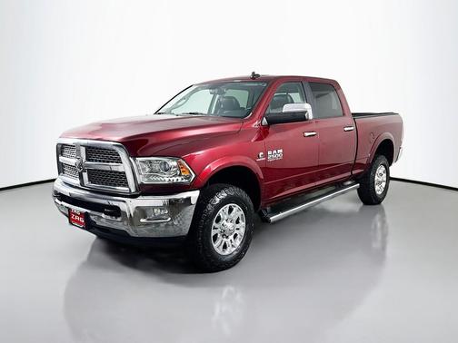 2018 RAM 2500 Laramie Crew Cab 4x4 6'4' Box